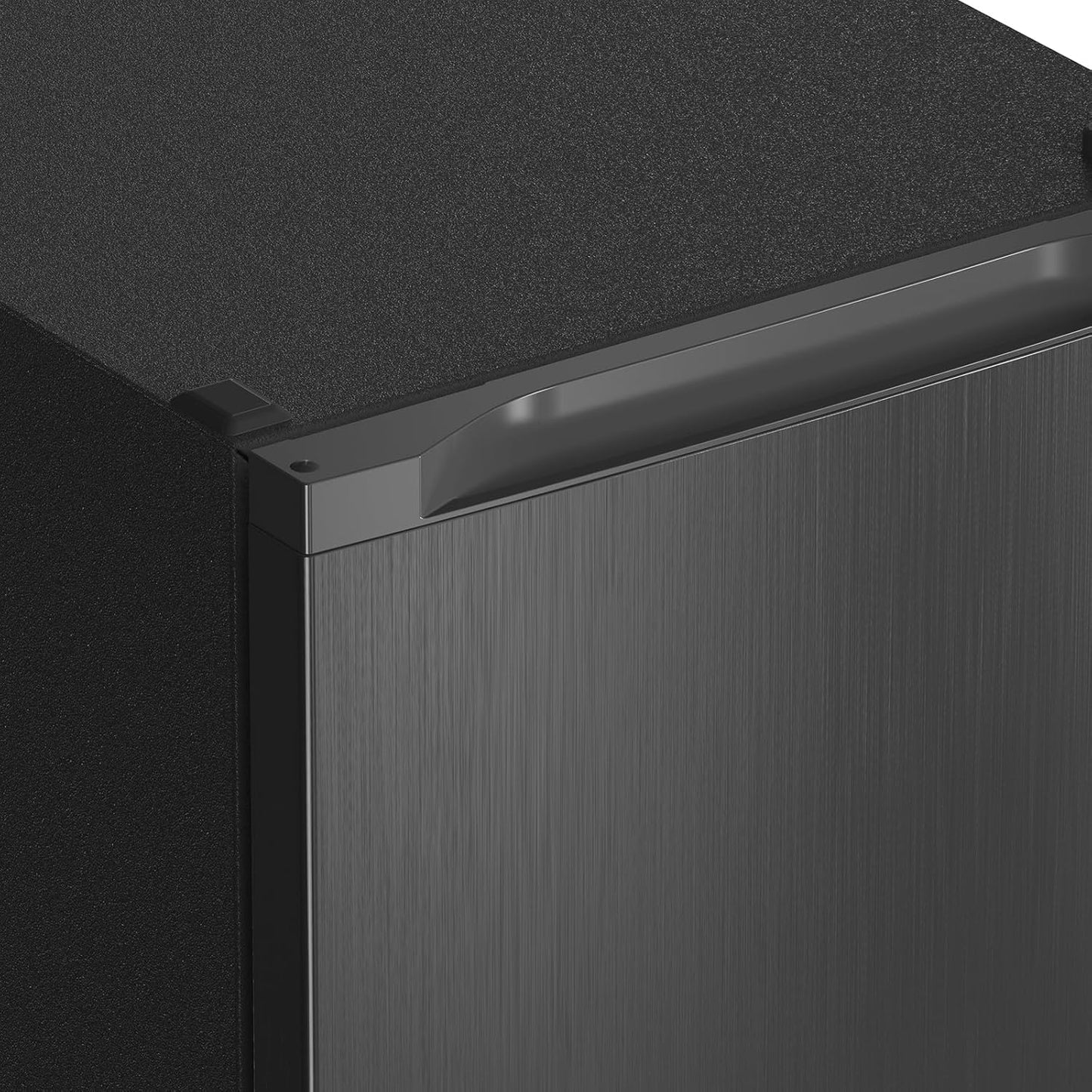 CHiQ Congélateur d'une capacité de 145 L, Congélation rapide, Thermostat réglable Silencieux Porte réversible, Noir, Classe énergétique E